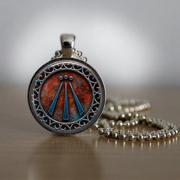 Awen Symbol Druid Pendant In Silver Plated Bezel With Chain On Luulla